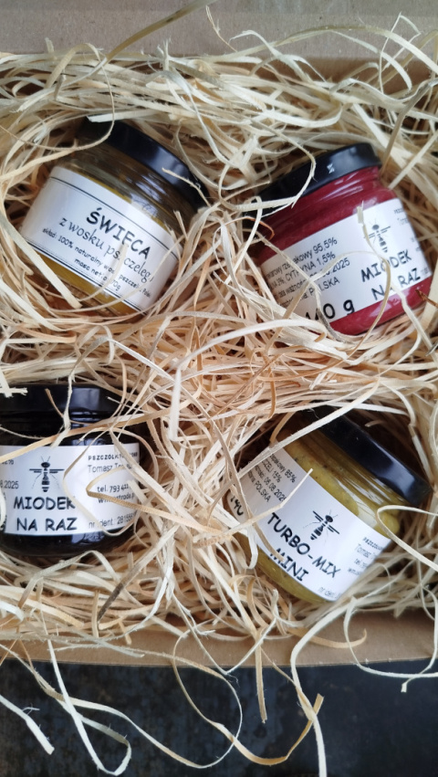 MINI BOX z naturalną świecą MINI BOX z naturalną świecą